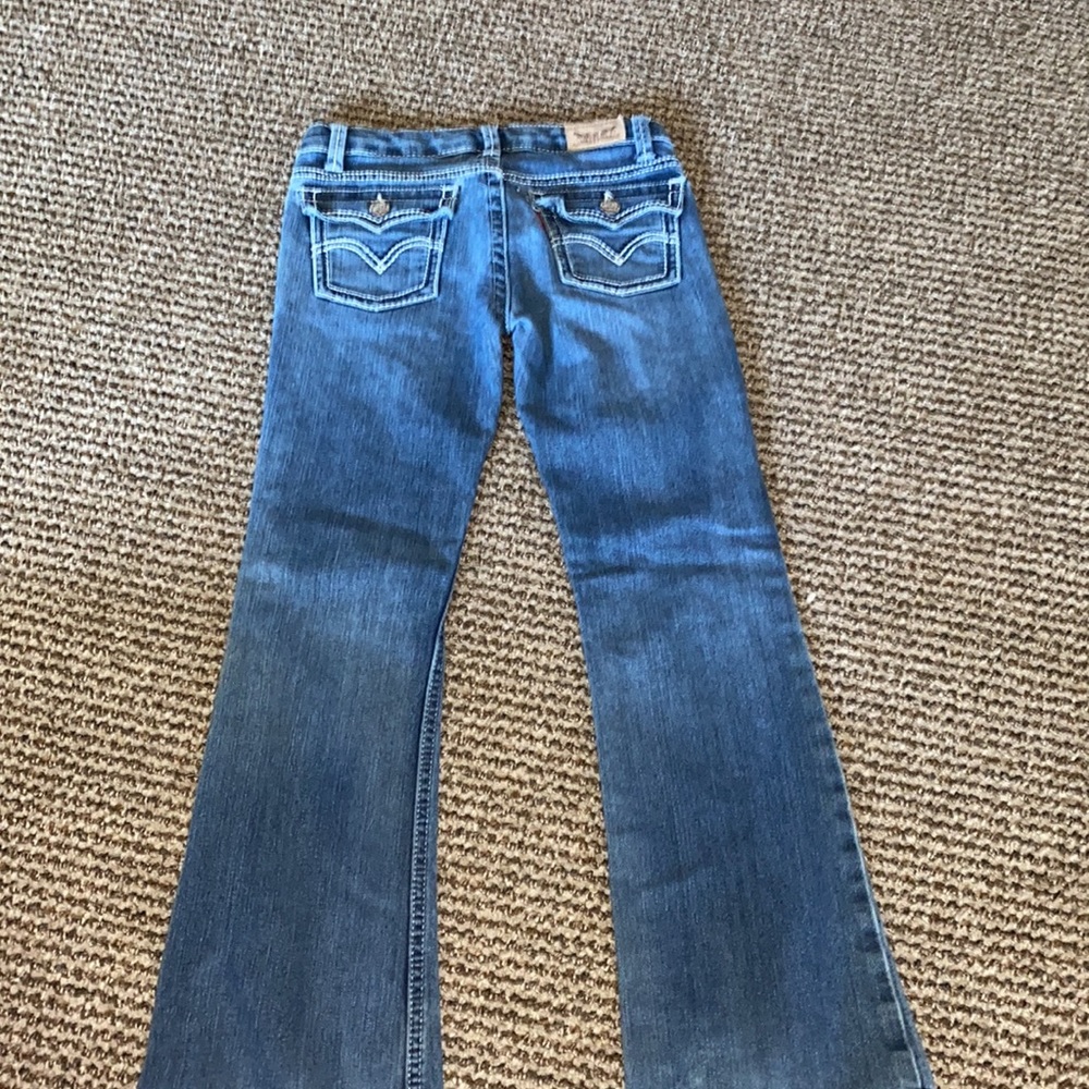 Bootcut Levi’s - Picture 2 of 4